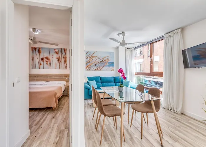 Hanami Centro 1b * Estepona